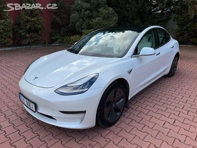 Tesla Model 3 Long Range,AWD,SOH 94%,75kWh,Záruka.