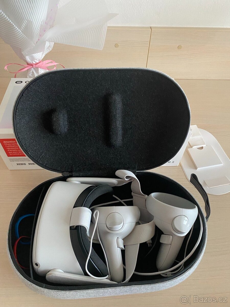 Oculus Quest 2 (64 GB) s pouzdrem