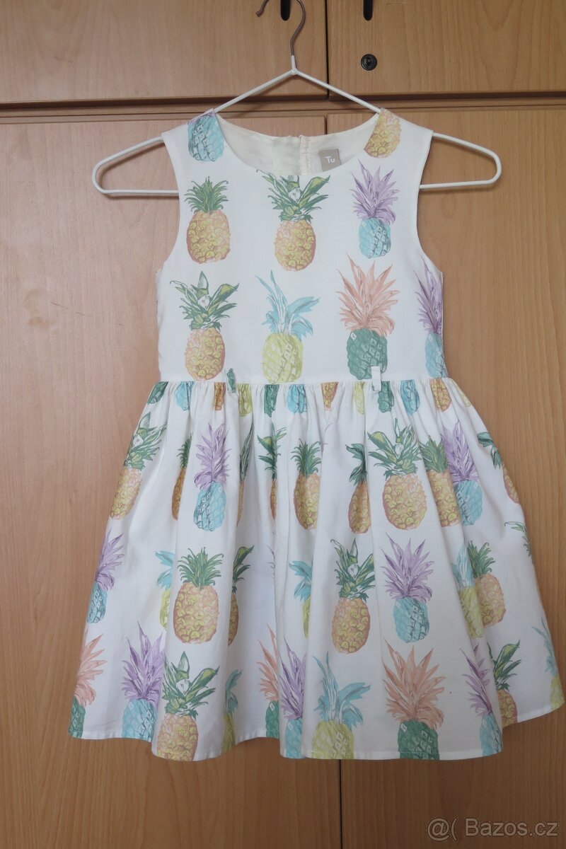 Šaty TU s ananasy