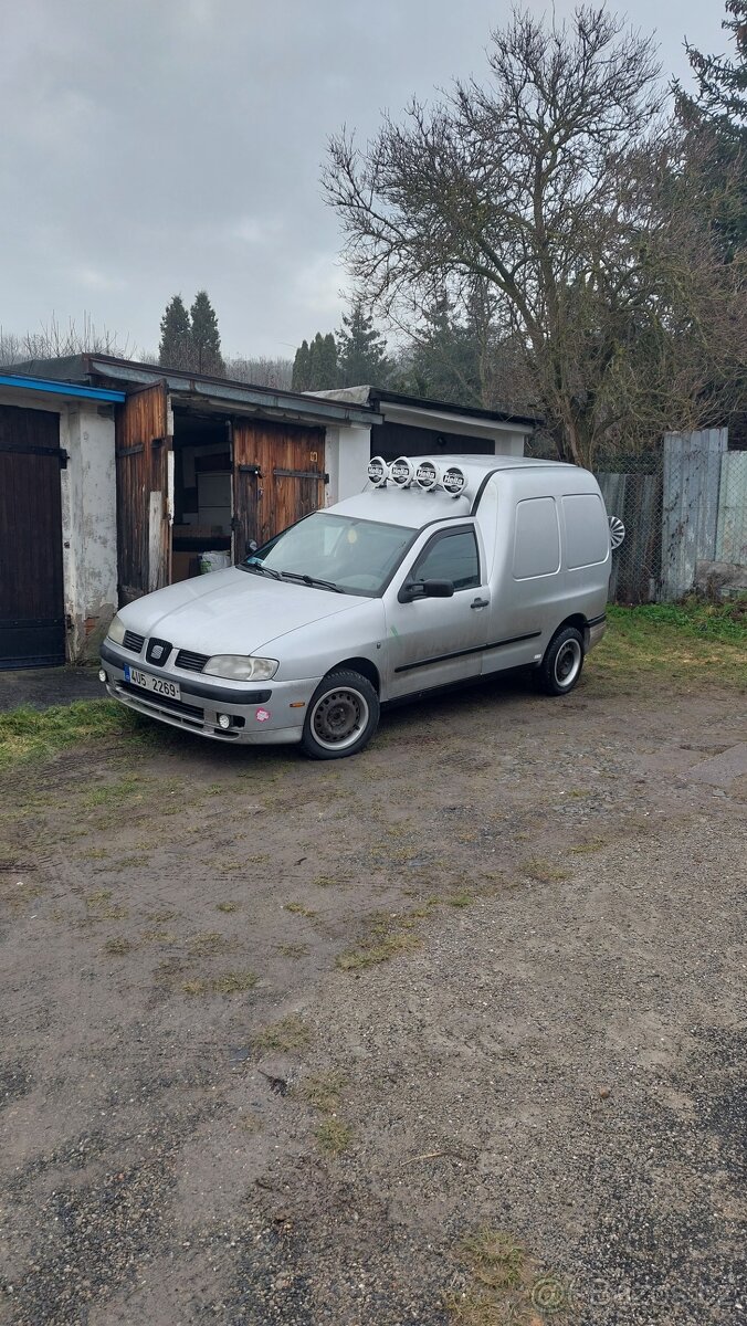 Seat Inca