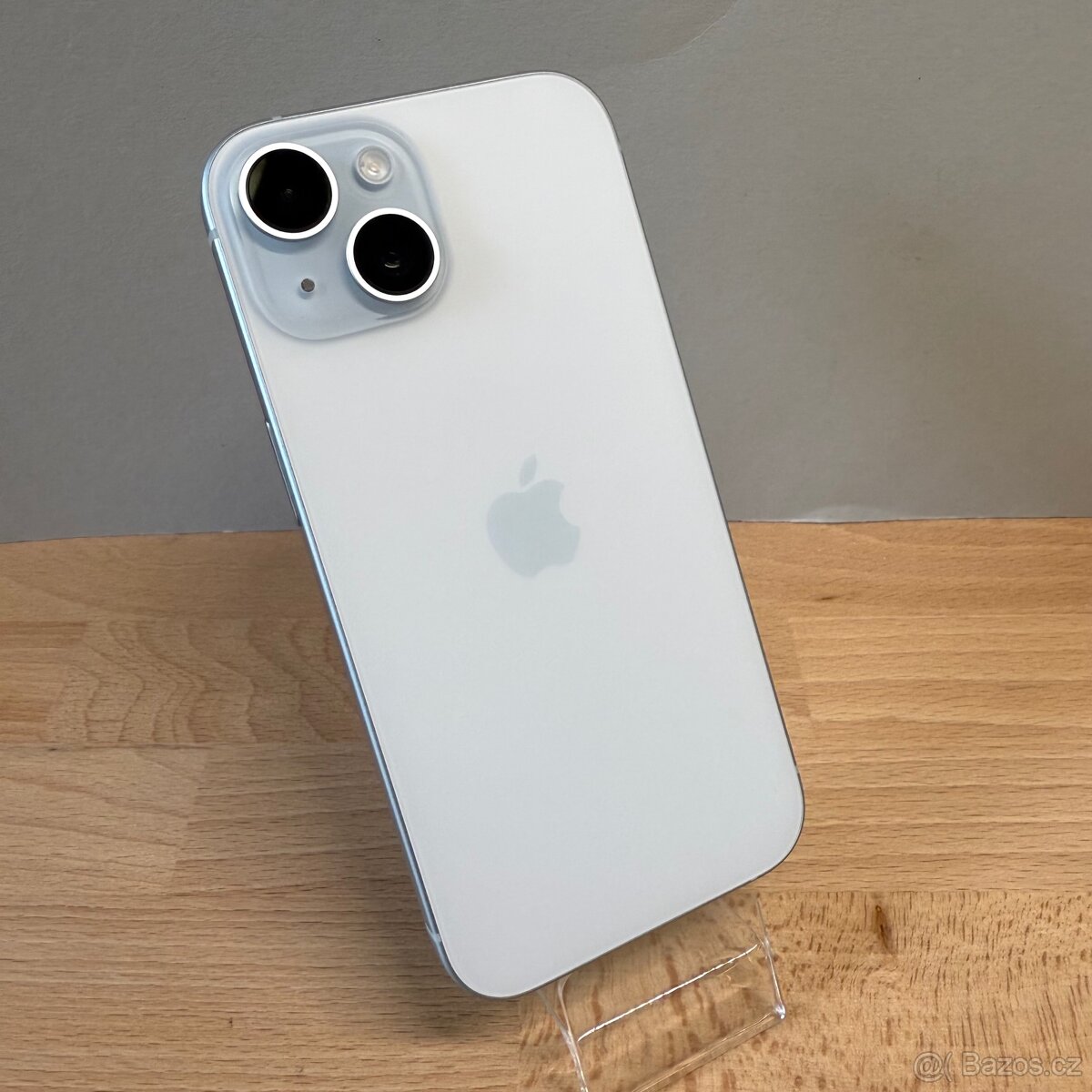 iPhone 15 128GB, bílý (12 měsíců záruka)