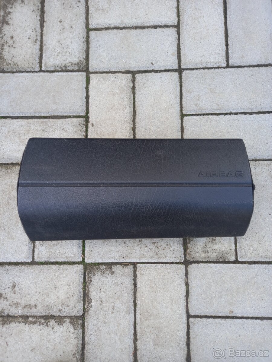 Golf airbag