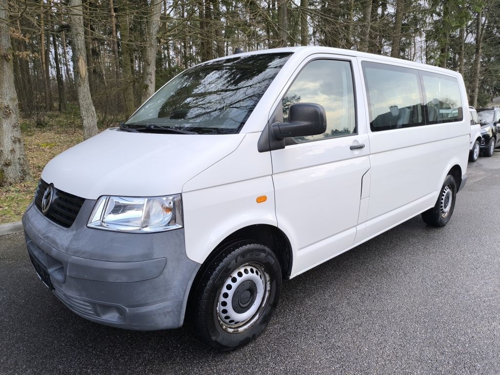 VW TRANSPORTER CARAVELLE 2,5 TDi LONG-9-míst