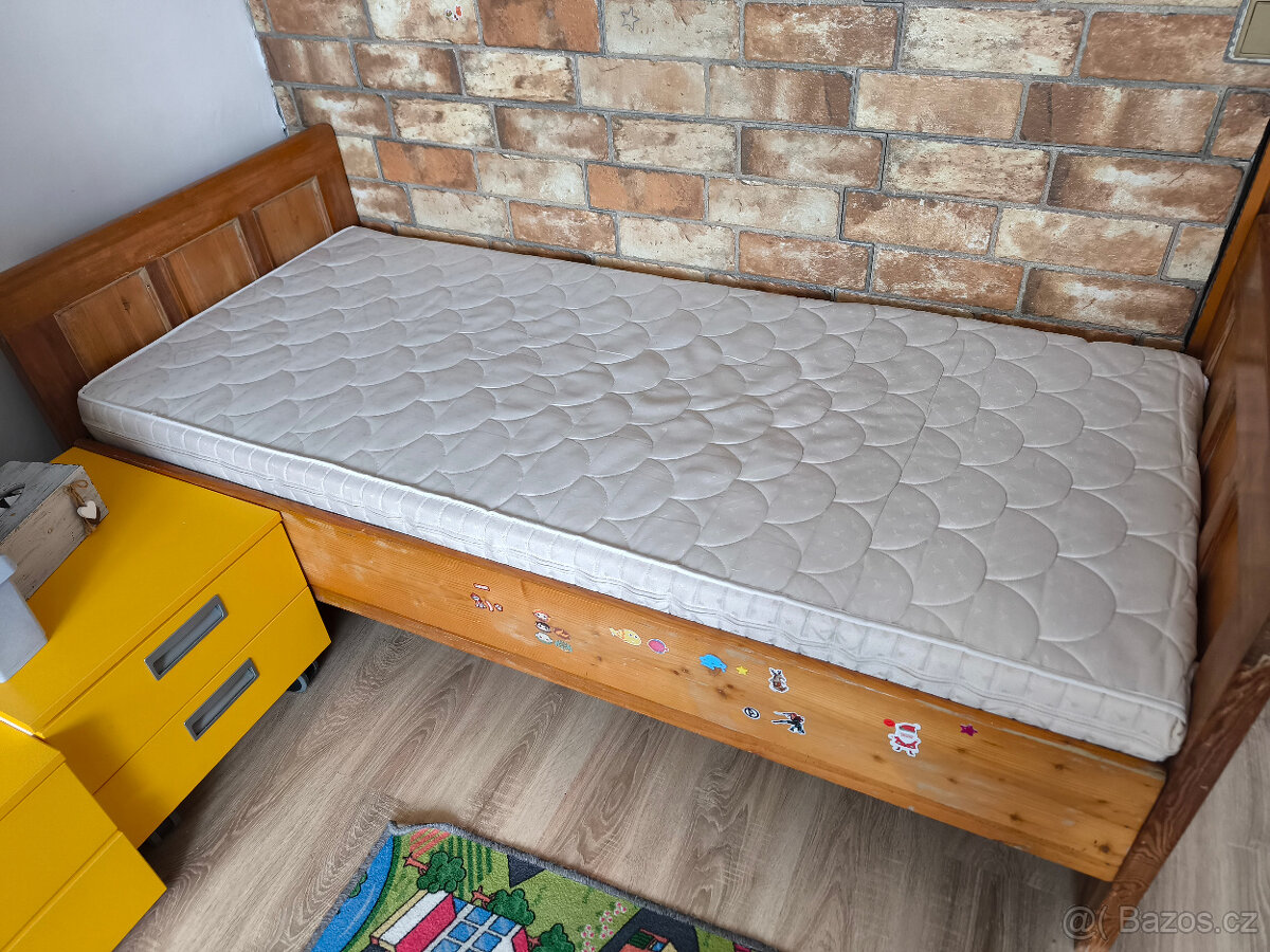 Atypická postel 180x80cm
