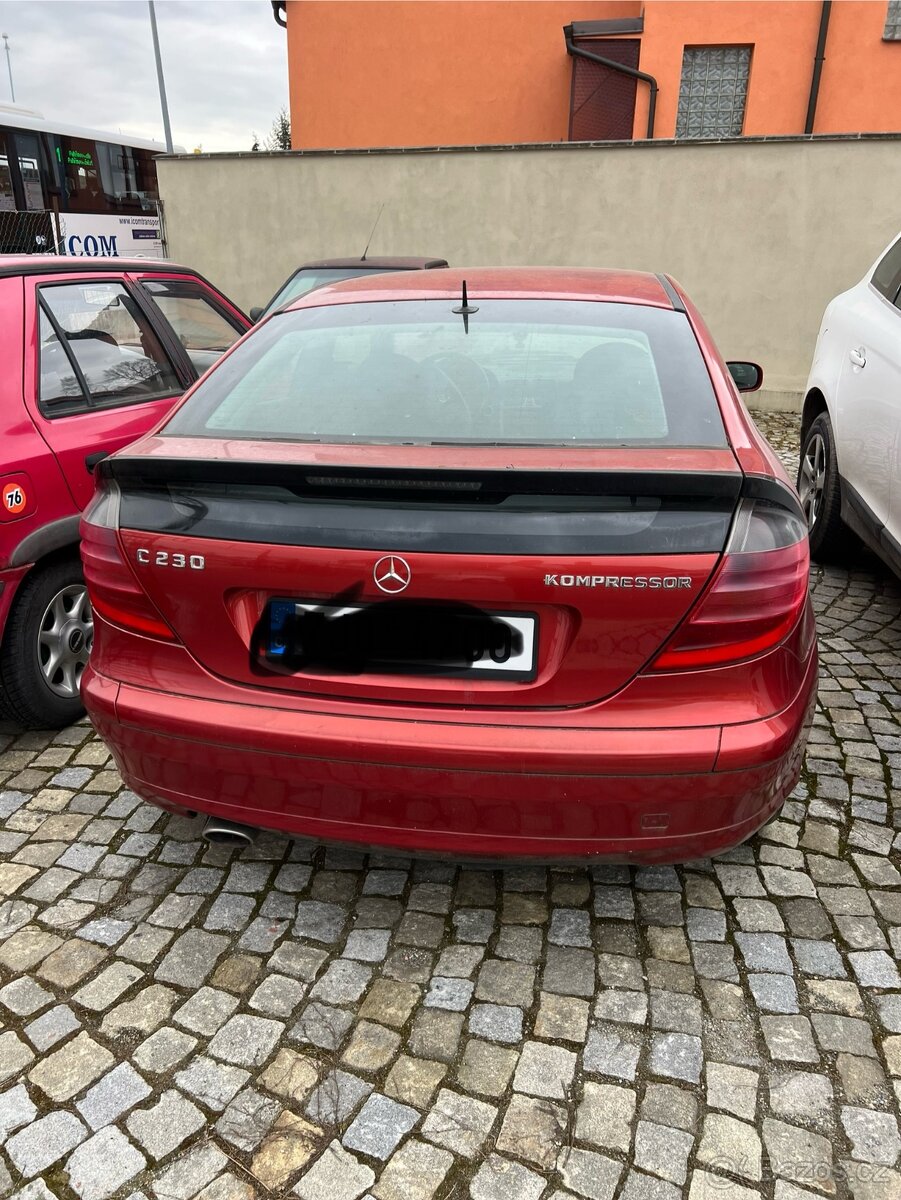 Mercedes benz c230 kompresor na díly