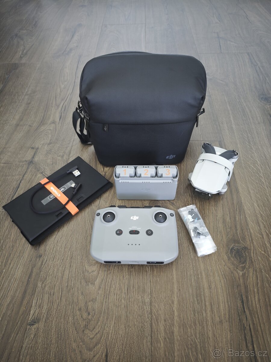 Dron DJI MINI 2 FLY MORE COMBO