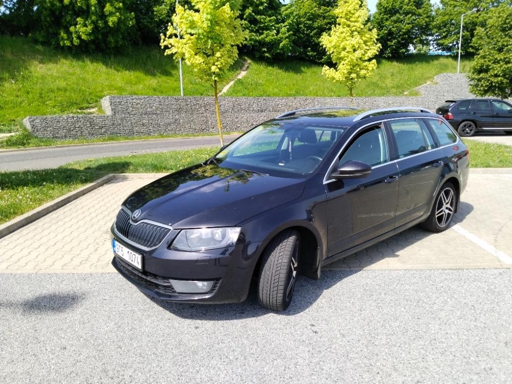 ŠKODA OCTAVIA COMBI 1.6TDI 77KW
