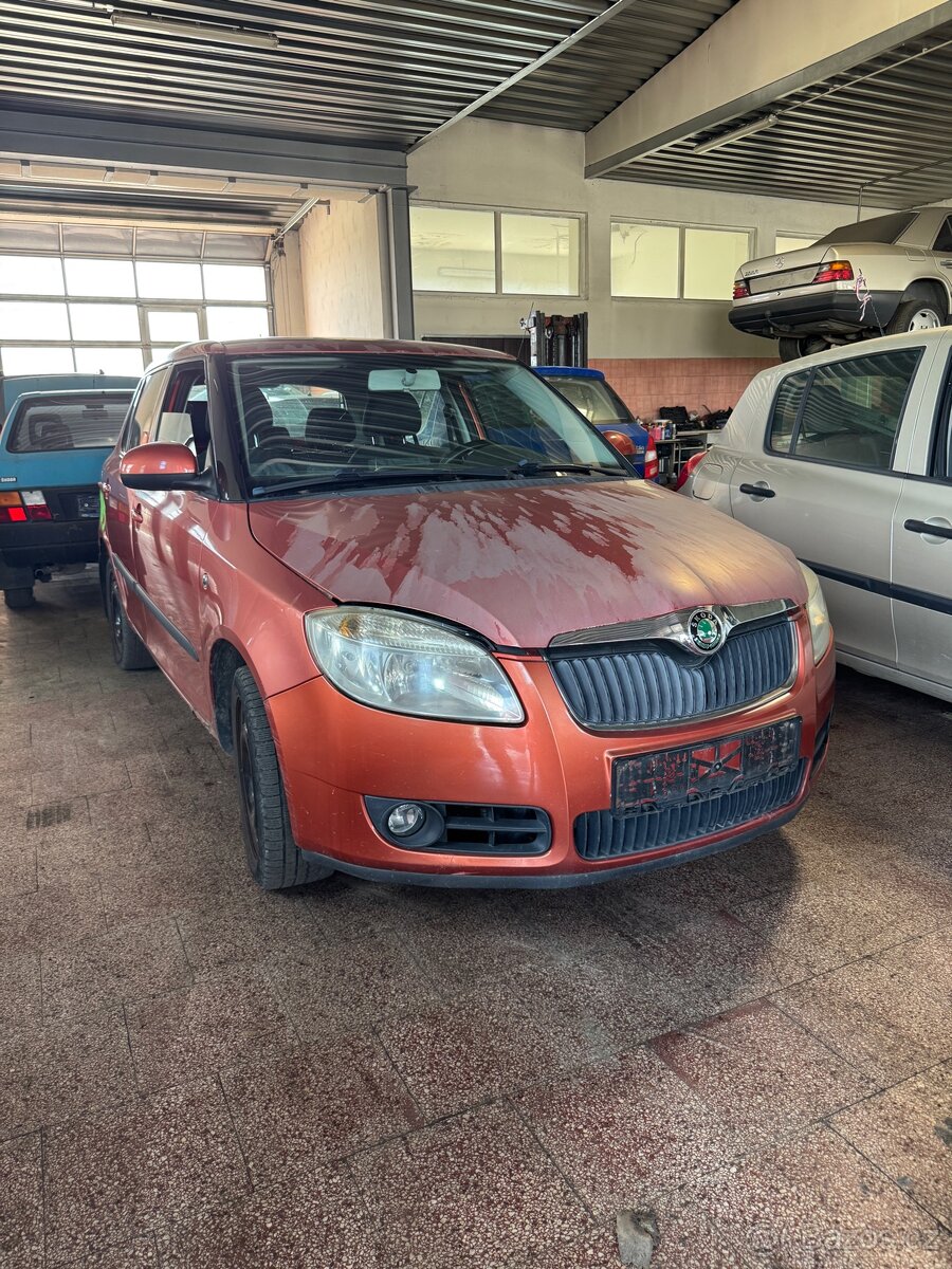 Prodám náhradní díly škoda Fabia 2