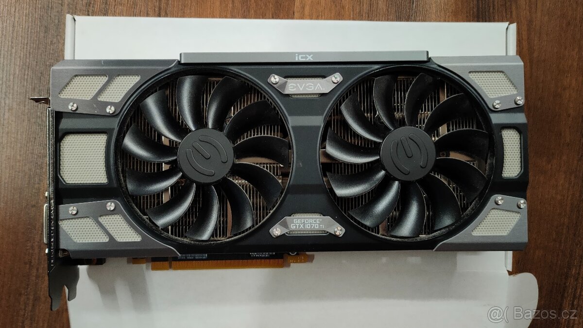 Grafická karta EVGA GTX 1070 Ti