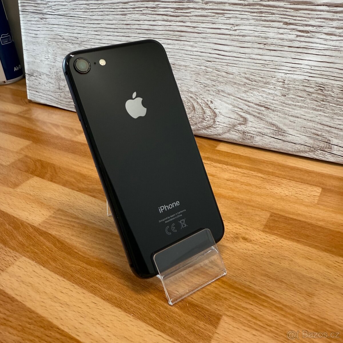 iPhone 8 64GB, černý (12 měsíců záruka)