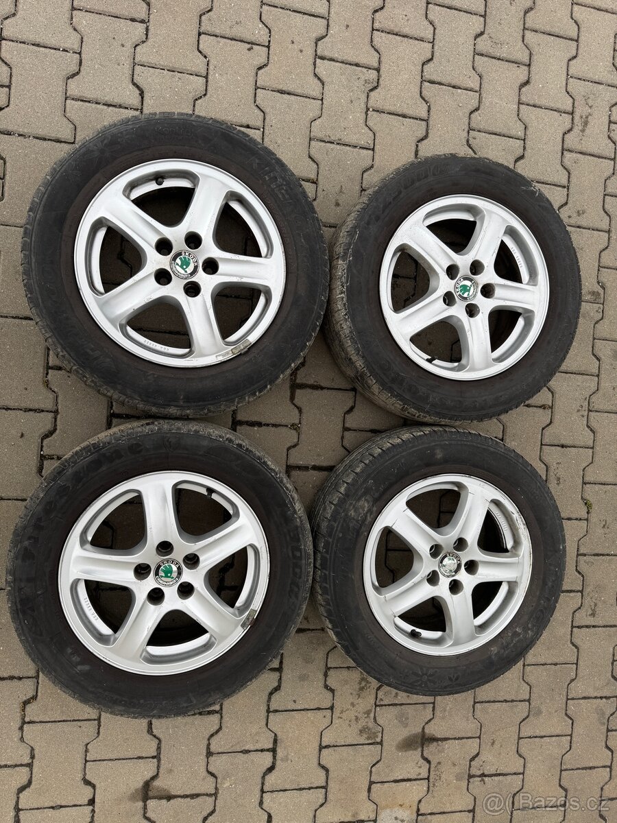 Alu kola Octavia 1