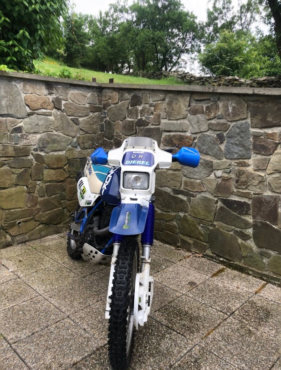 Suzuki dr 650