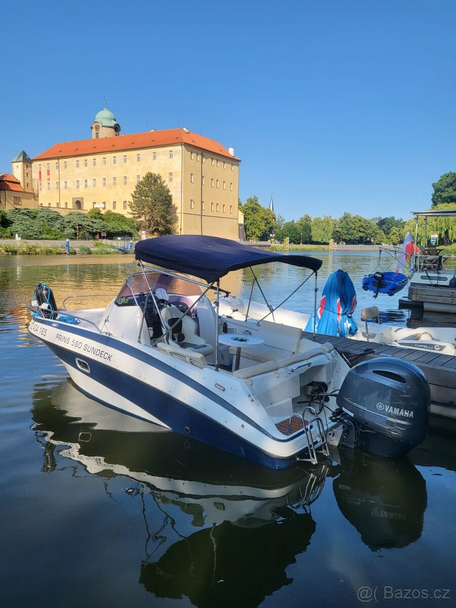 Kajutová loď