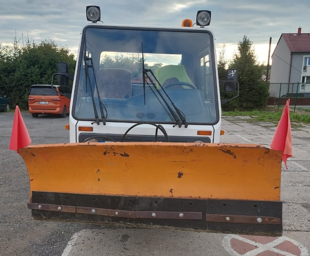 MULTICAR M26 4x4-Iveco 2.8 sklápěč,sypač,radlice, STK 6/2026