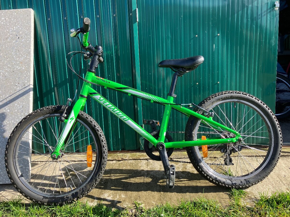 Kolo specialized velikost 20