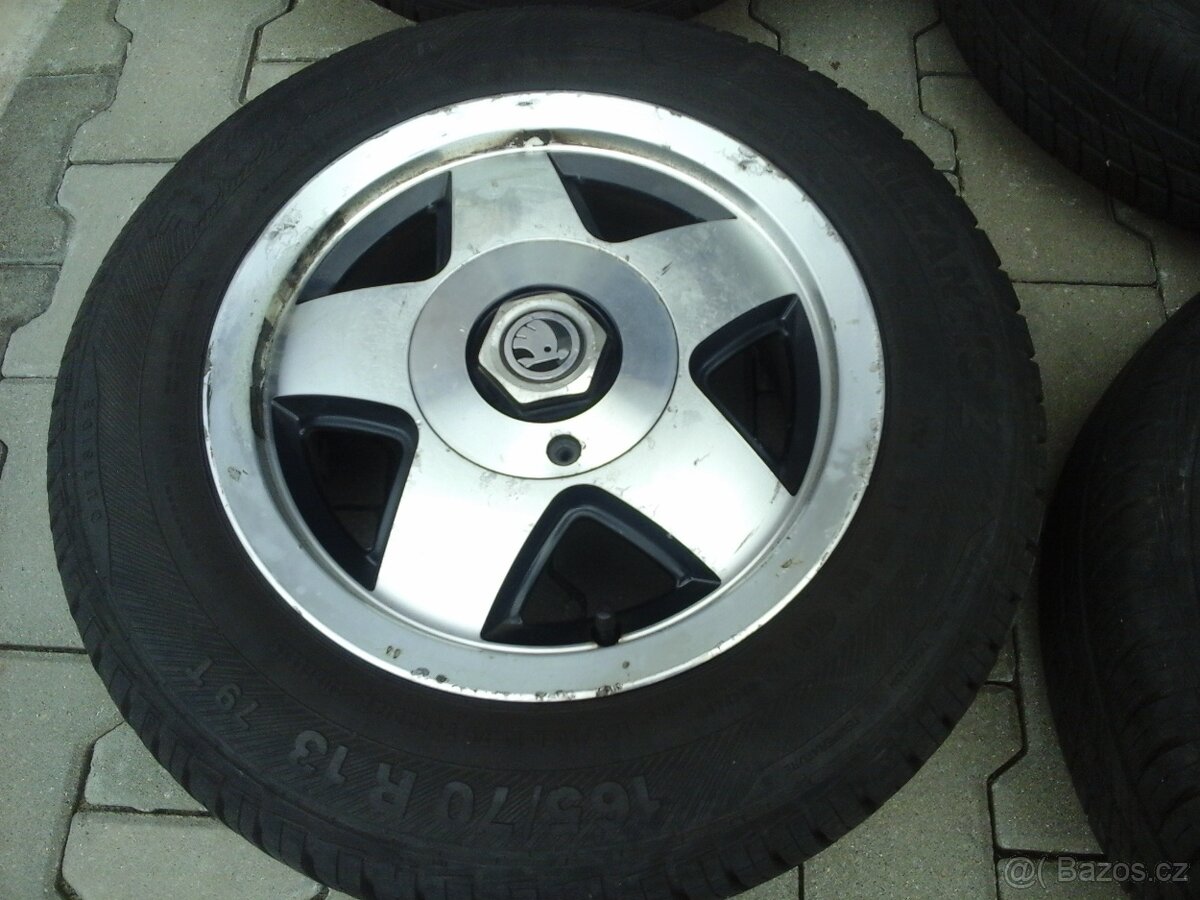 Al Škoda Favorit Black Line letní 165/70 R13