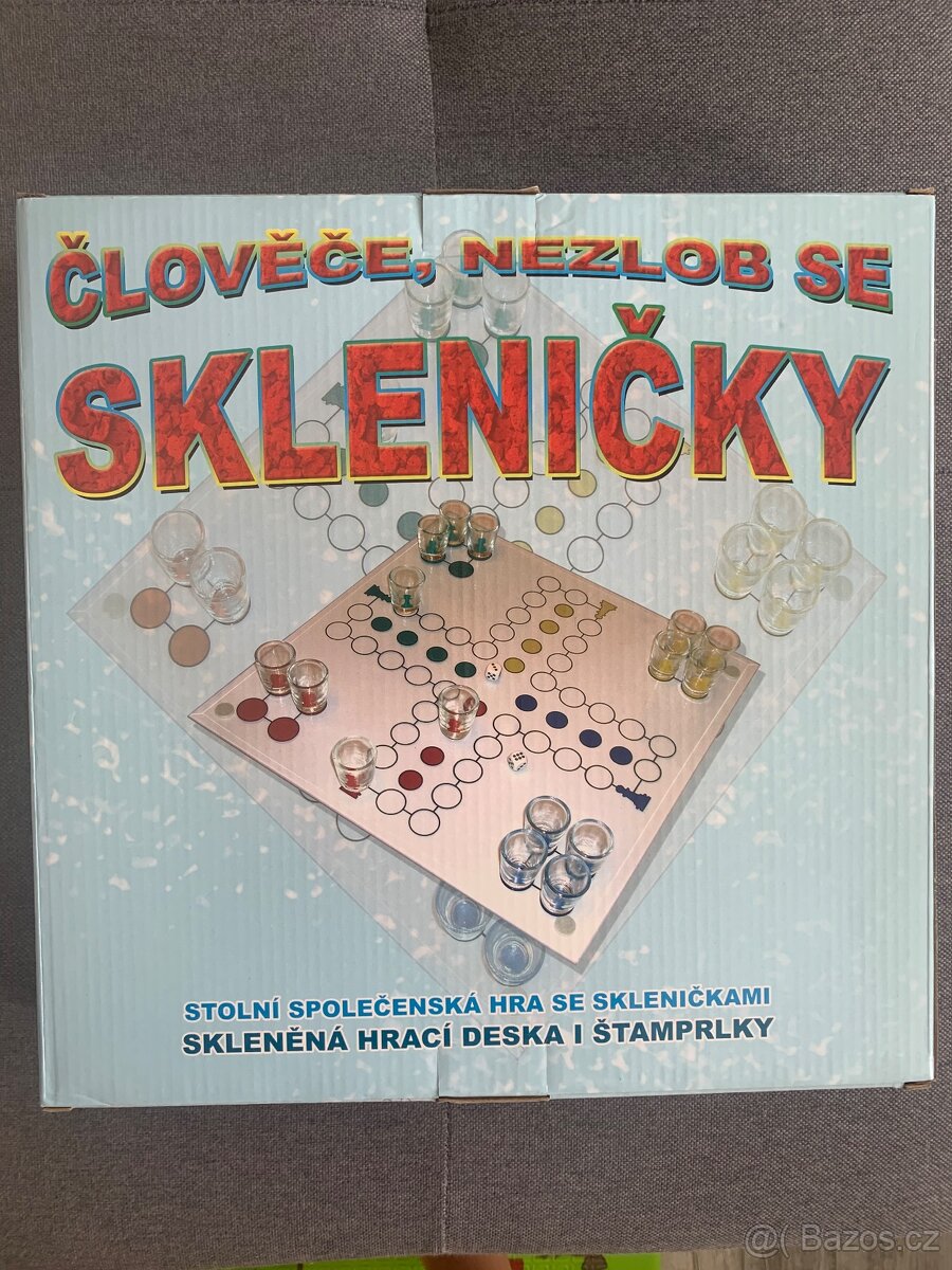 Člověče nezlob se SKLENIČKY,spolecenska hra