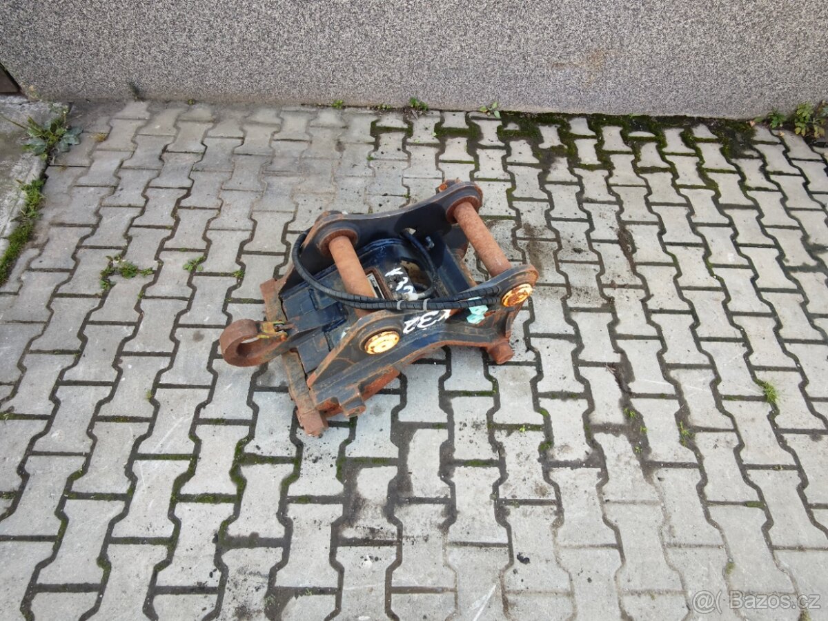 Rychloupínač hydraulický VERACHTERT CW30/S,K32