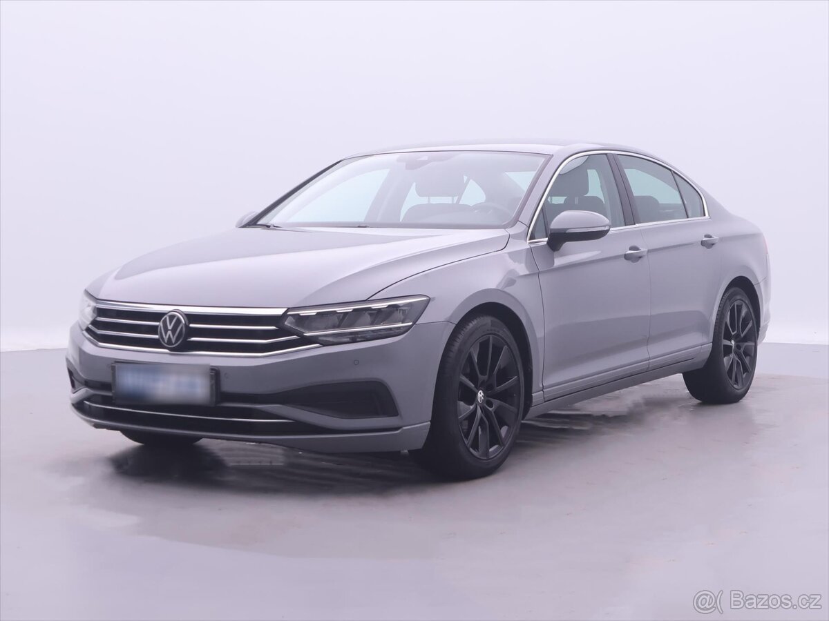 Volkswagen Passat 1,5 TSI 110kW DSG Business CZ (2022)
