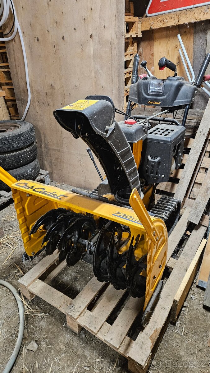 pásová sněhová fréza 730 TDE