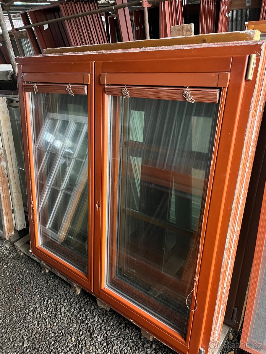 KRÁSNÁ EUROOKNA 149x147 PLZEŇ VČ.SÍŤEK