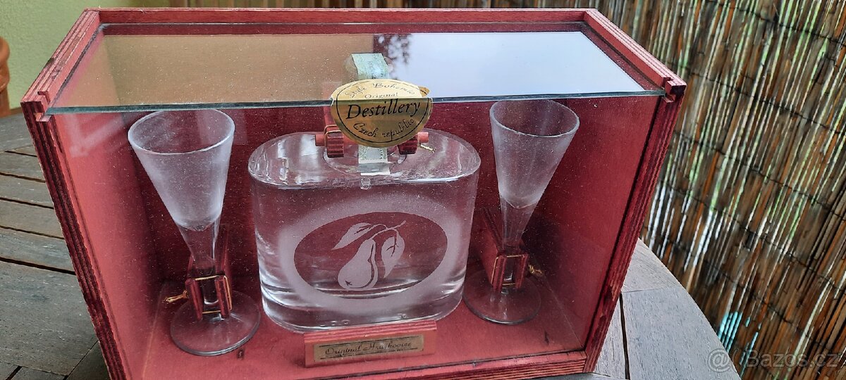 Archivní hruškovice. ALKOHOL