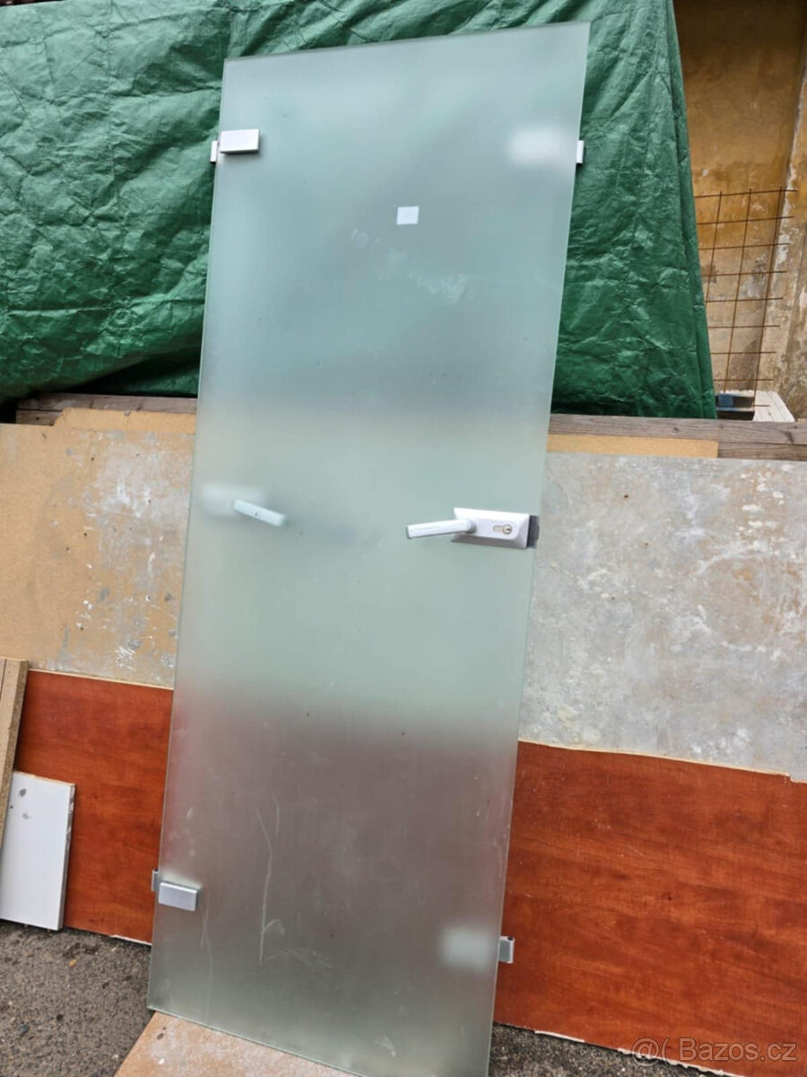 Skleněné dveře 60cm - CENA ZA OBĚ