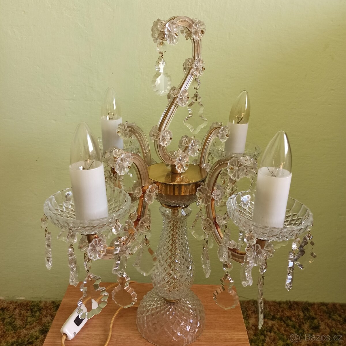 Křišťal stolní lampa