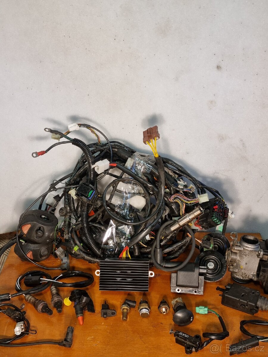 Elektronické díly PEUGEOT SATELIS