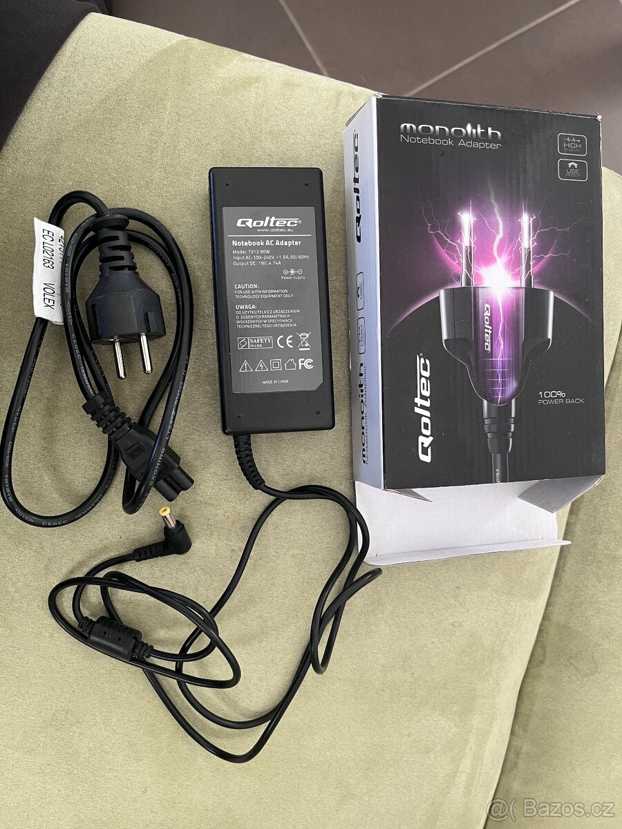 Nabíječka notebooku