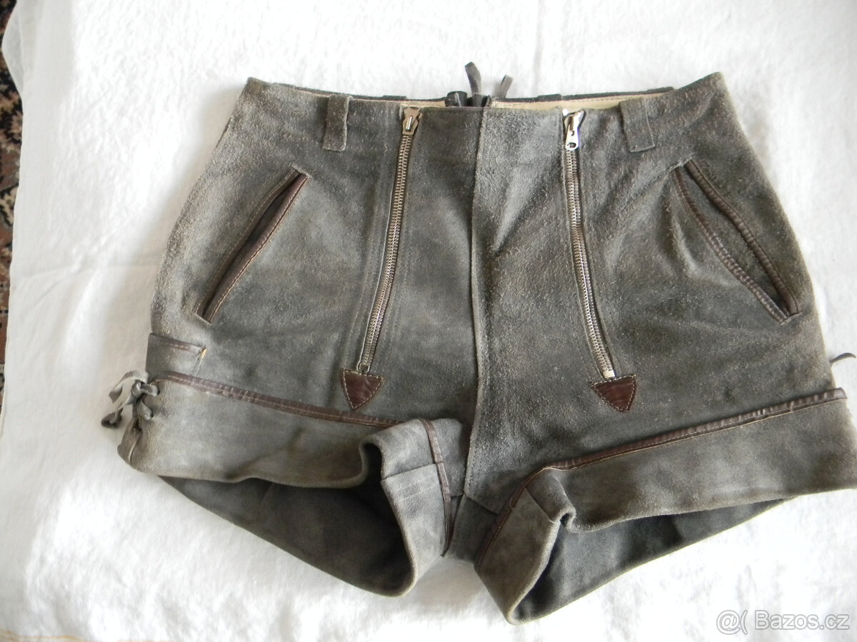 Kožené kraťasy