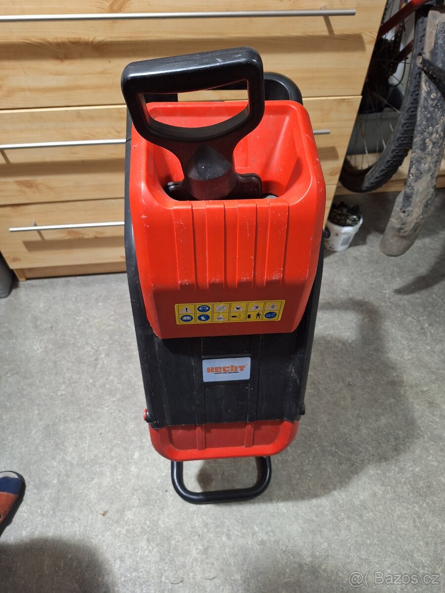 Drtic vetvi Hecht 624