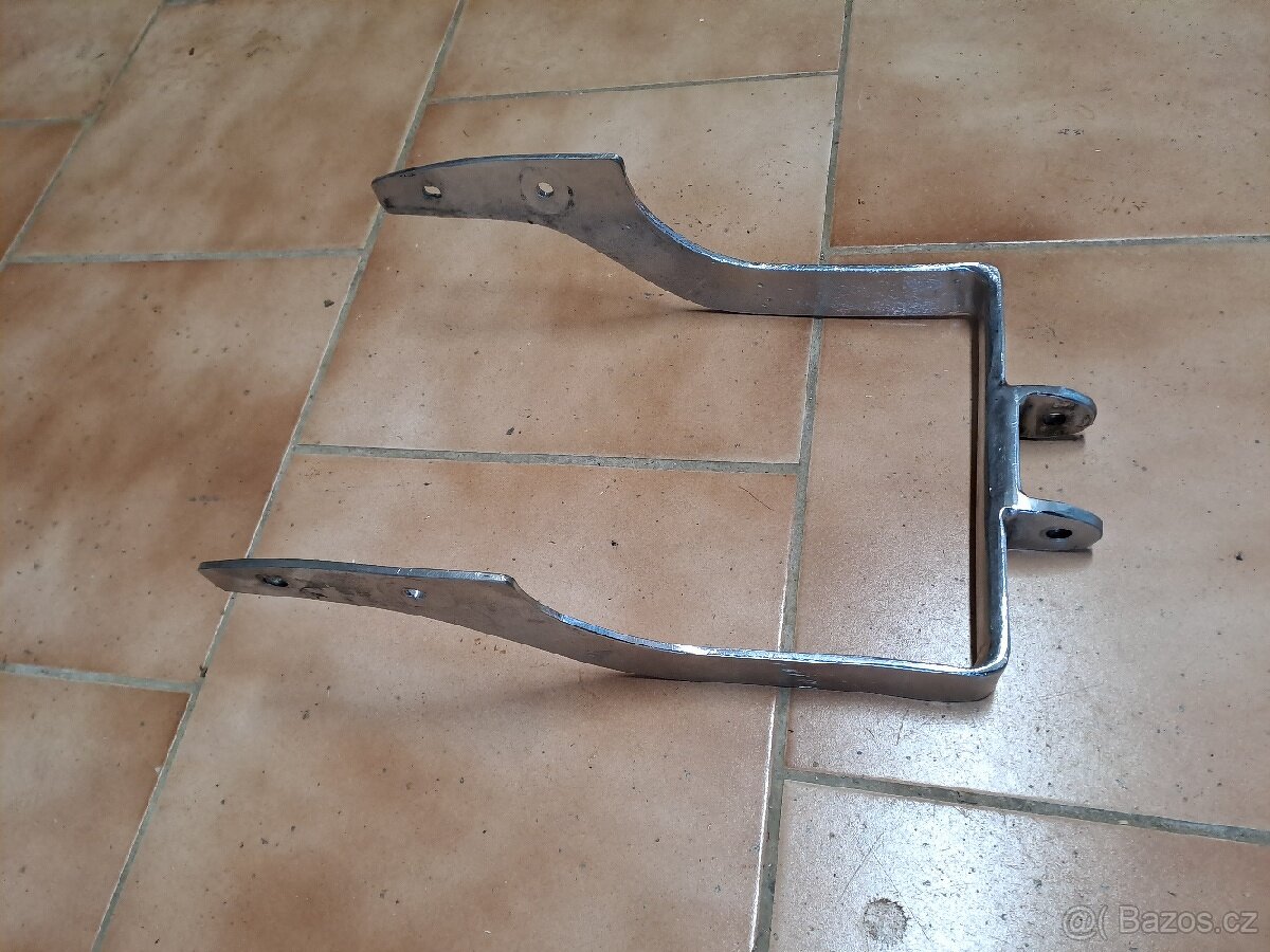 Tažné pro Suzuki 800 Intruder na Pav 40/41