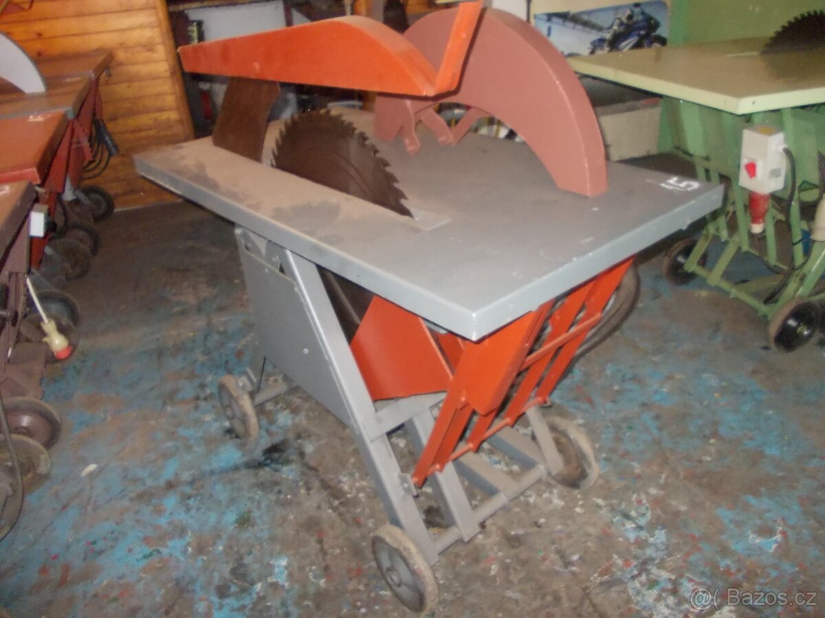 Cirkulárka s kolébkou, cirgulárka