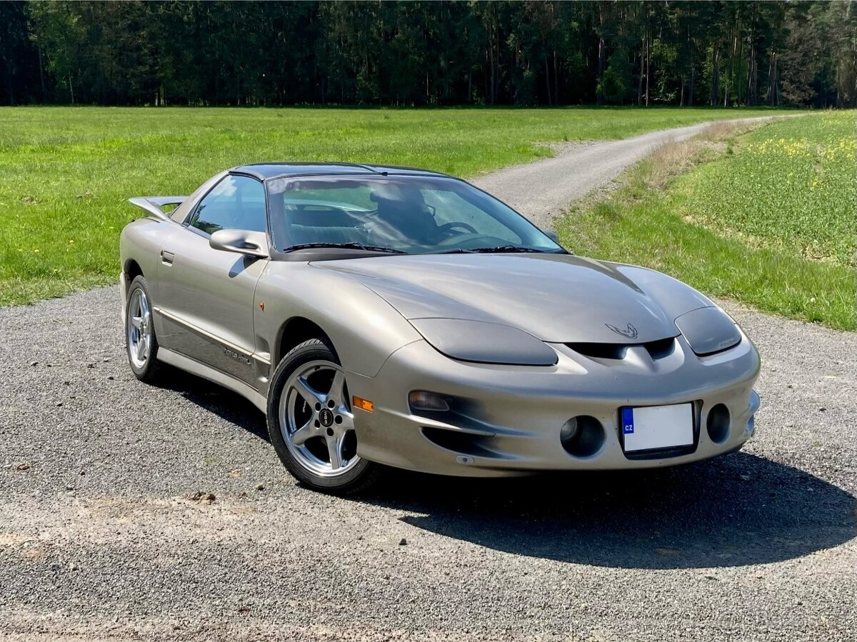 Pontiac Firebird Trans Am 1999, LS1 V8, manual T56