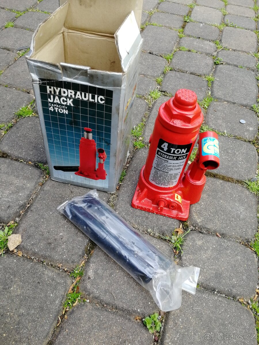 Hydraulický zvedák panenka 4 tuny. Nový - uloženka.