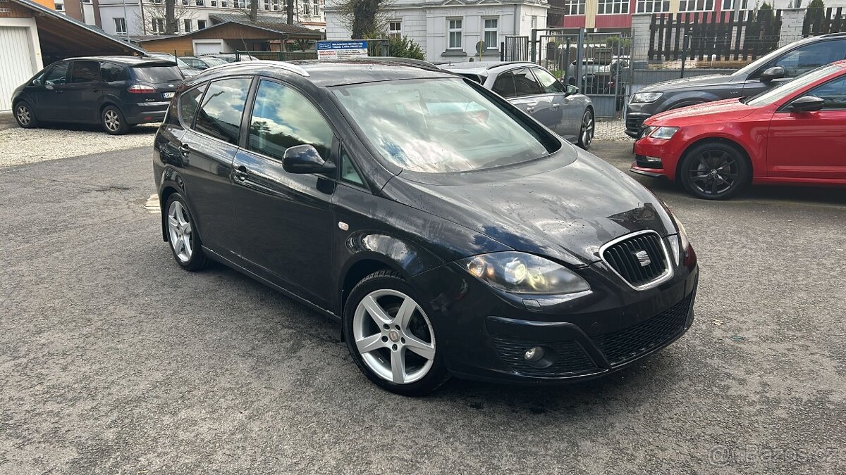 Seat AlteaXL 1.6TDI, DSG, servisováno