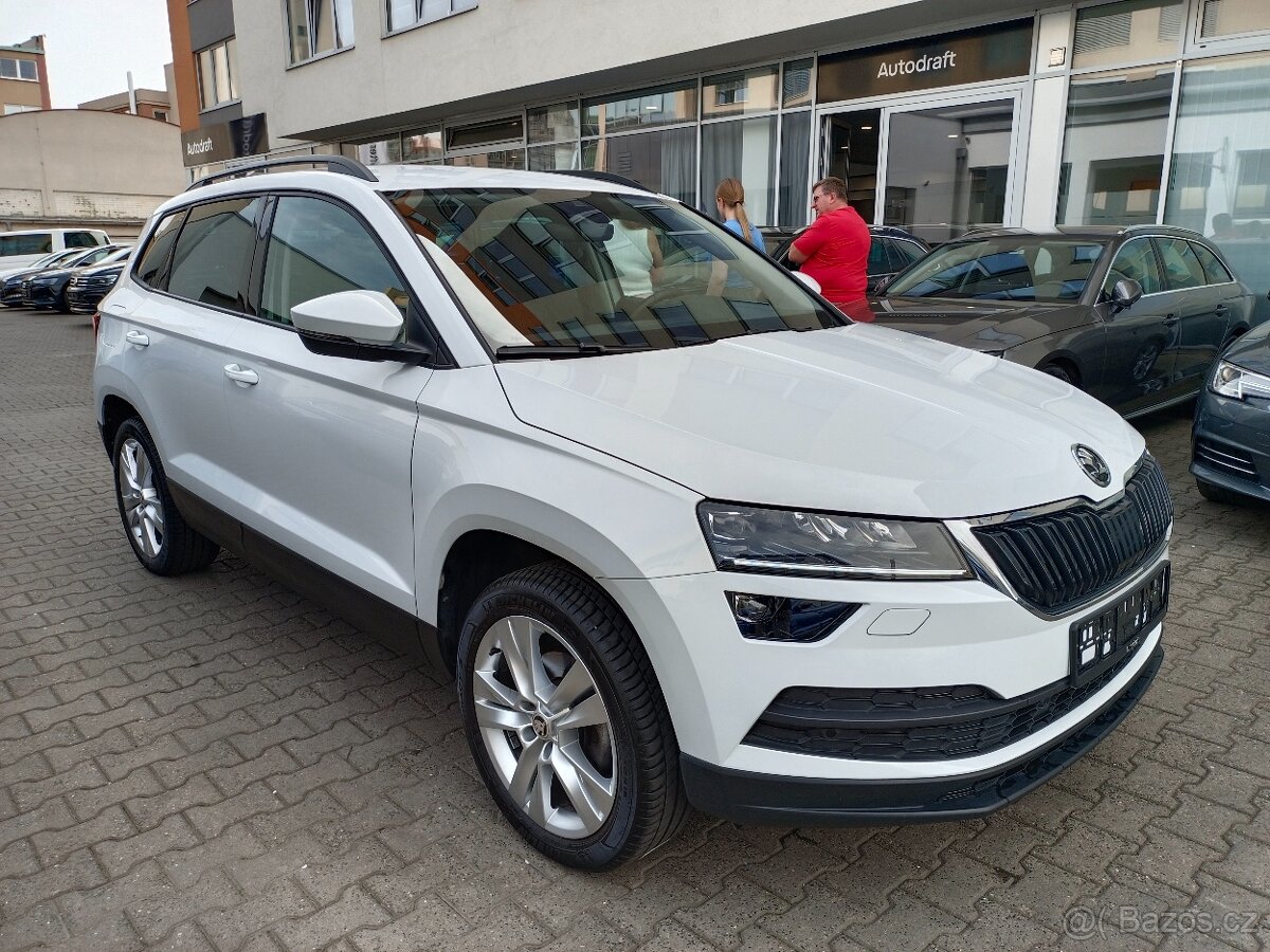 Škoda Karoq Style 1.5TSI 110kW DSG 54tkm Full LED Keyless