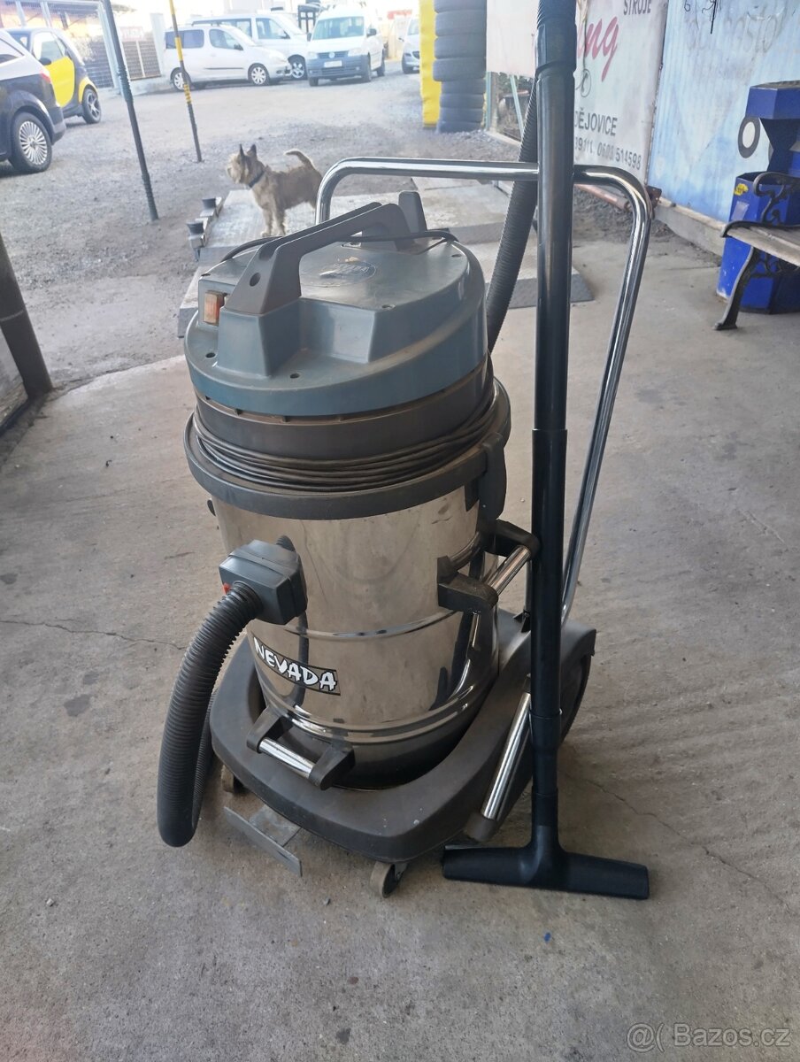 Profi vysavač Soteco Nevada 629