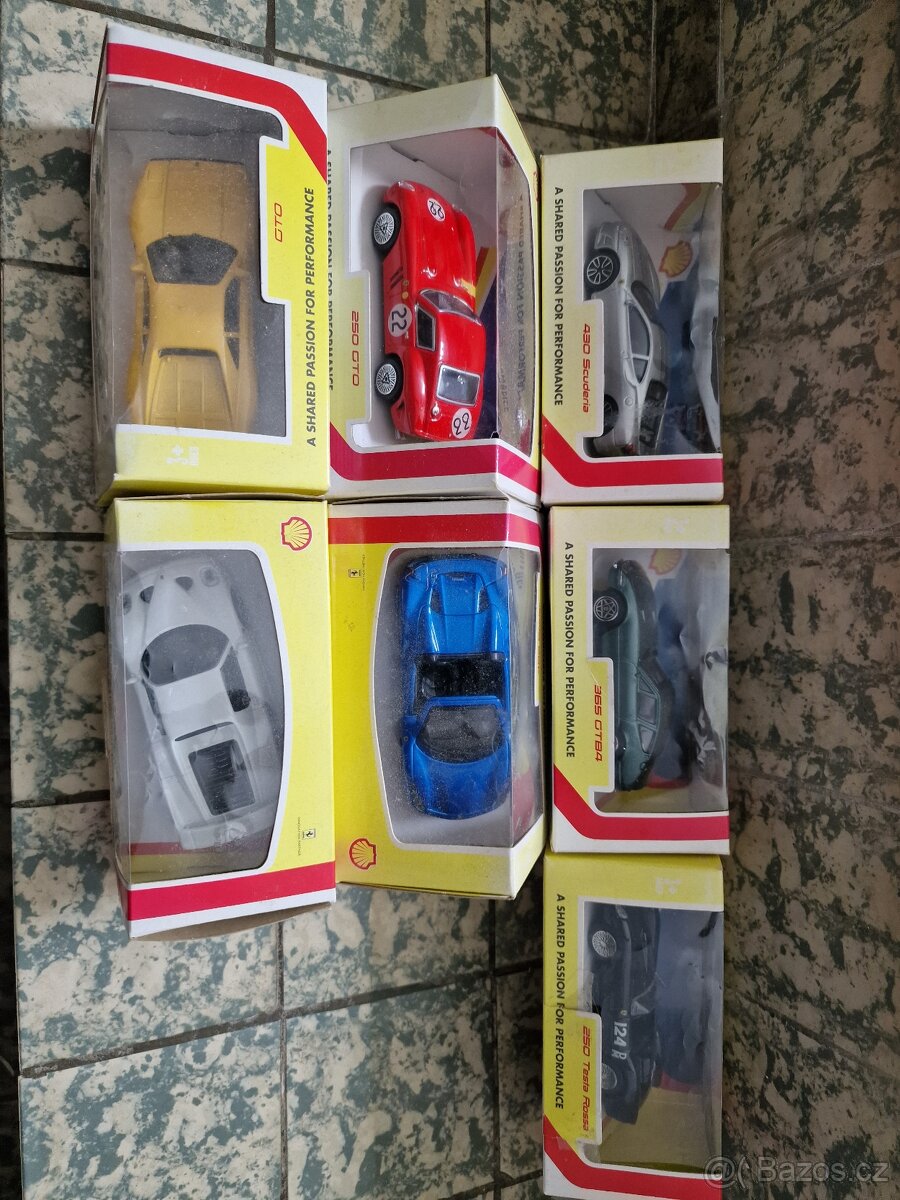 Auta se sbirjy Shell + hracky
