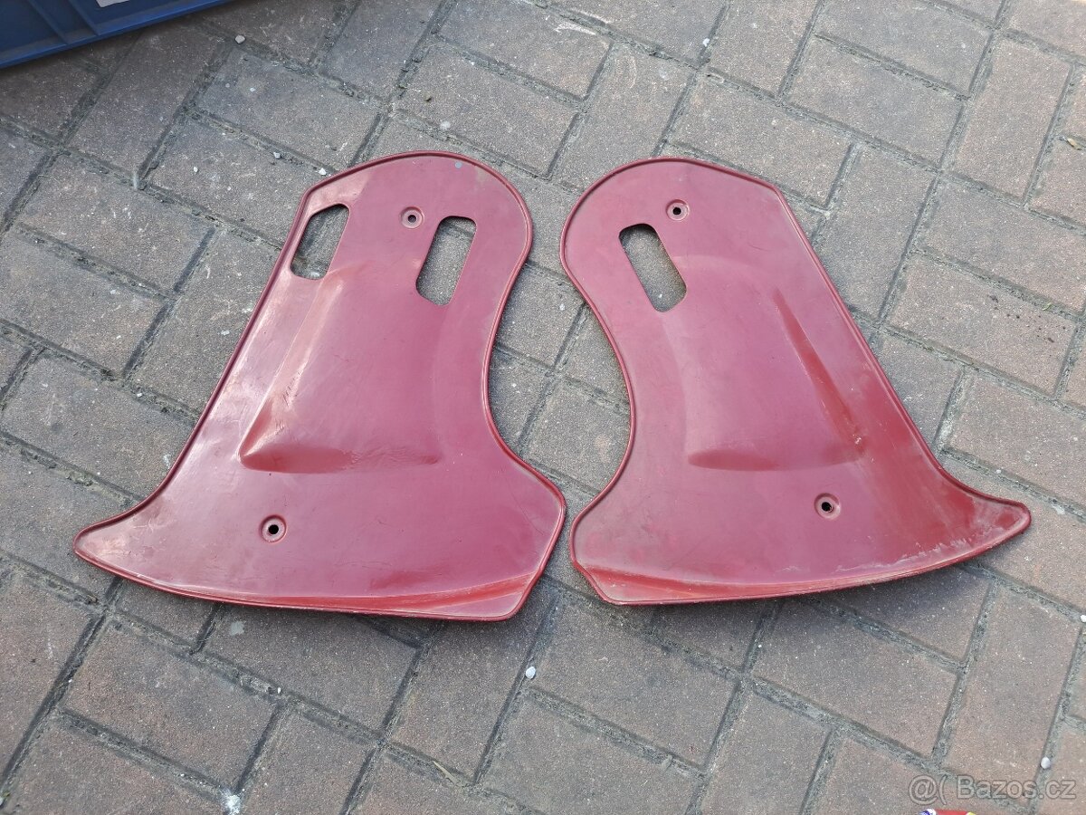 Jawa 250 350 Kývačka - Revma sada - boční plechy