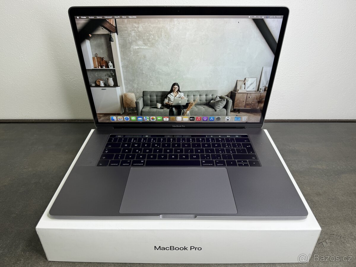 MacBook Pro 15'' 2016 / i7 / 16GB / 512GB SSD / Space Gray