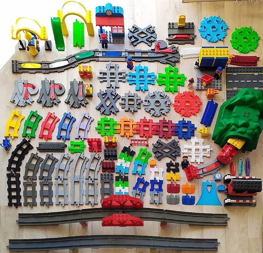 Doplňte si DUPLO KOLEJE,dílky, vagóny,loko, nádraží i po 1ks