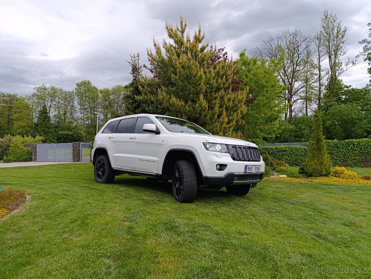 Jeep Grand Cherokee, Tažné 3,5t,Webasto,vzduch,DPH