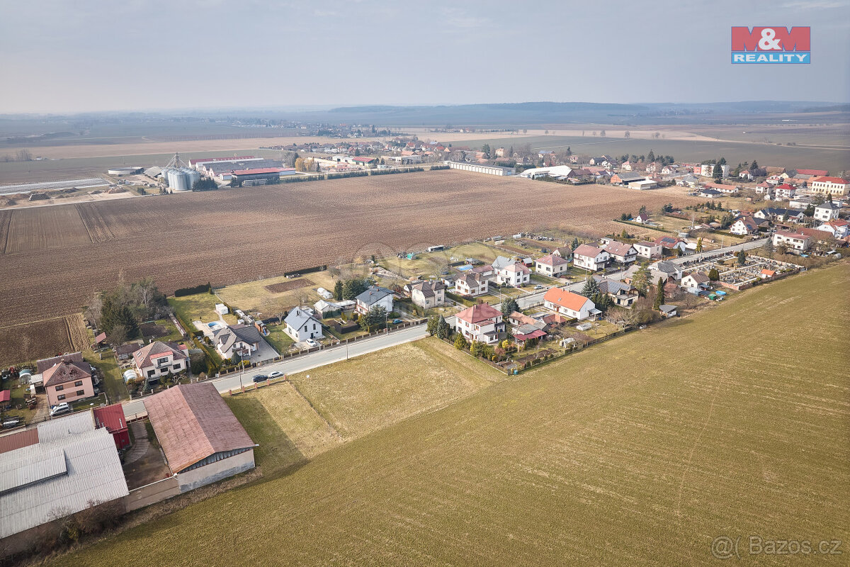 Prodej pozemku k bydlení ve Lhotě pod Libčany