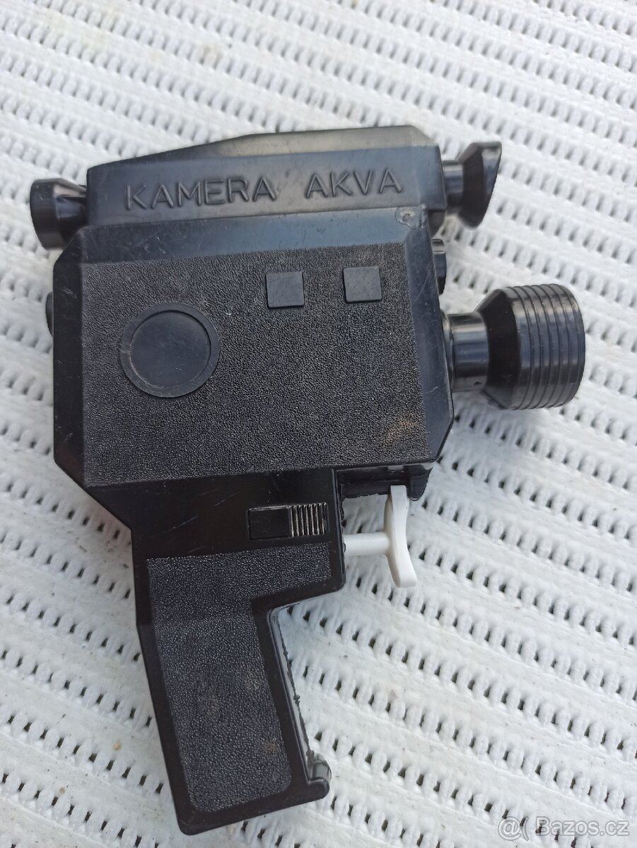 Retro plastová kamera Akva KZ