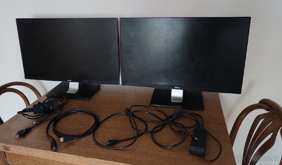 IPS Monitor BENQ 2406Z, obrazovka, cena za 2 kusy