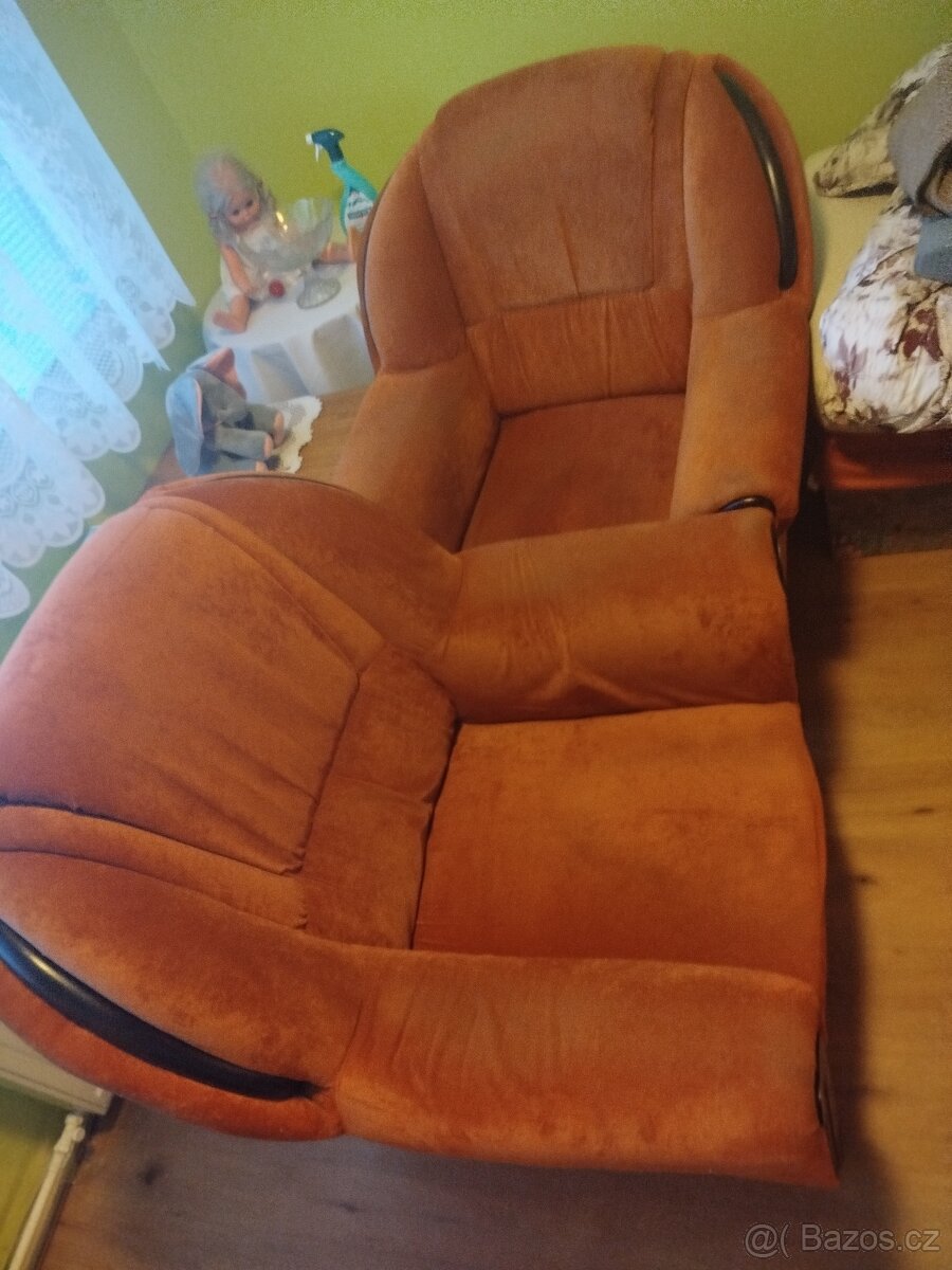 Sedačka s křesly