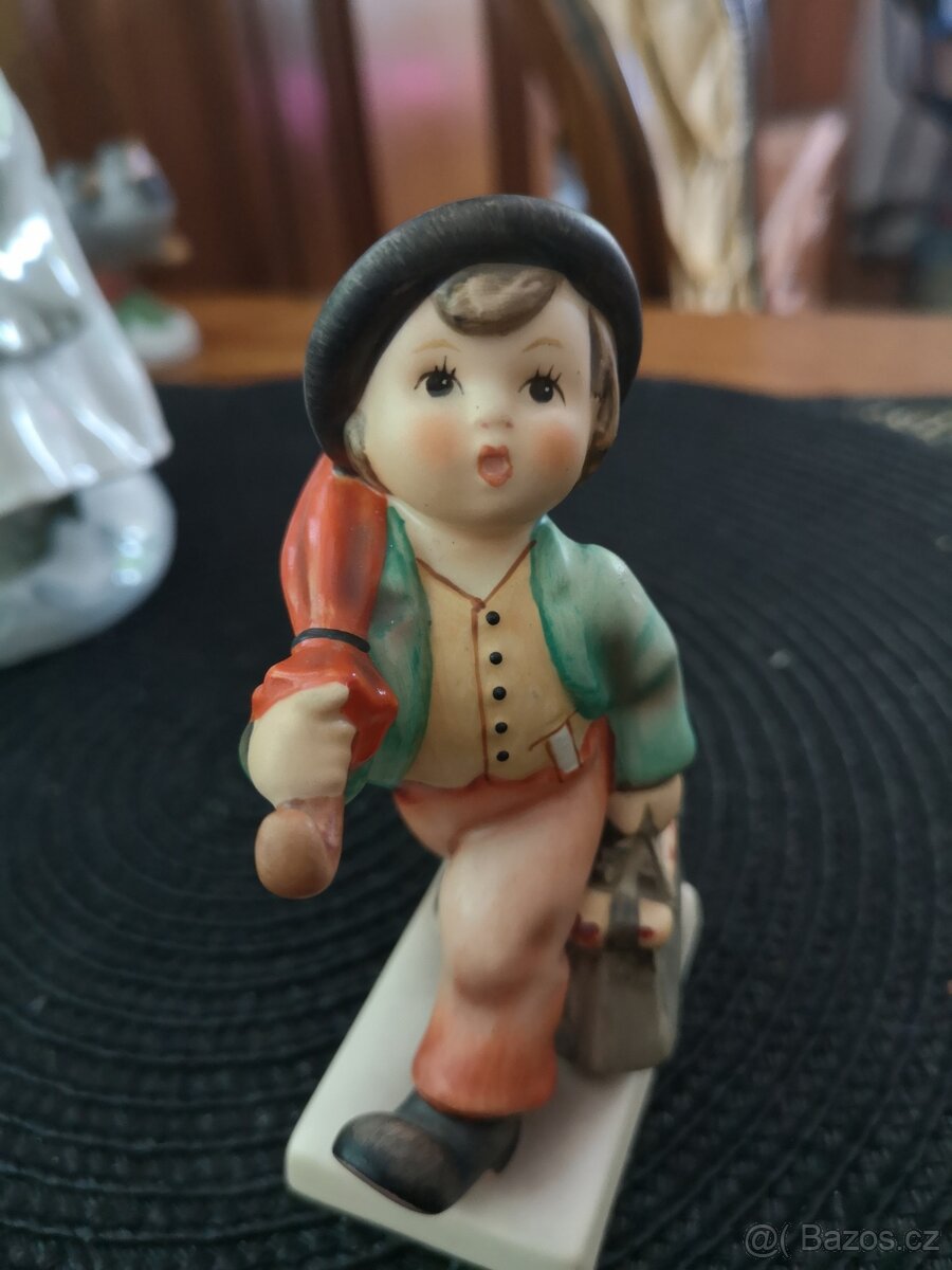 porcelánové sošky od Hummla Goebla