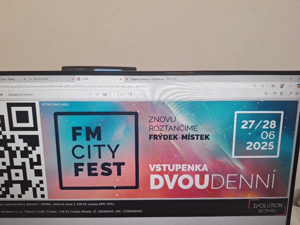 Prodám dvě vstupenky dvoudenní na FM CITY